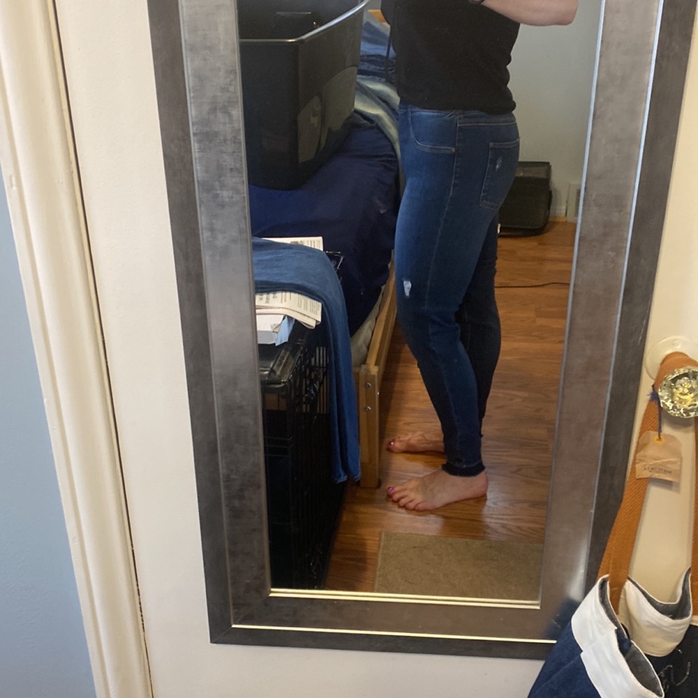 Like new!  Spanx Jean - size M - Picture 3 of 5